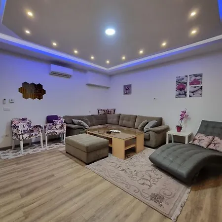 ميوزيك شقة *