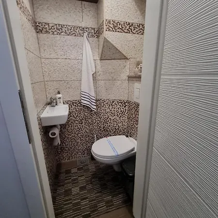 ميوزيك شقة