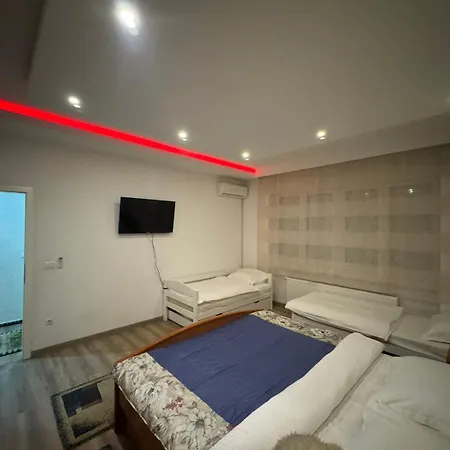 Music * 塞拉耶佛